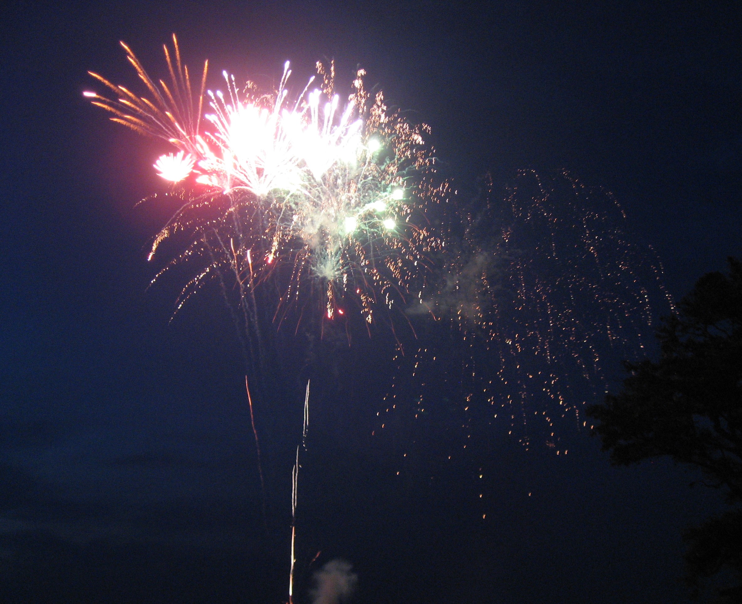 Emerald Isle Fireworks Photo Courtesy of Kendall Newton
